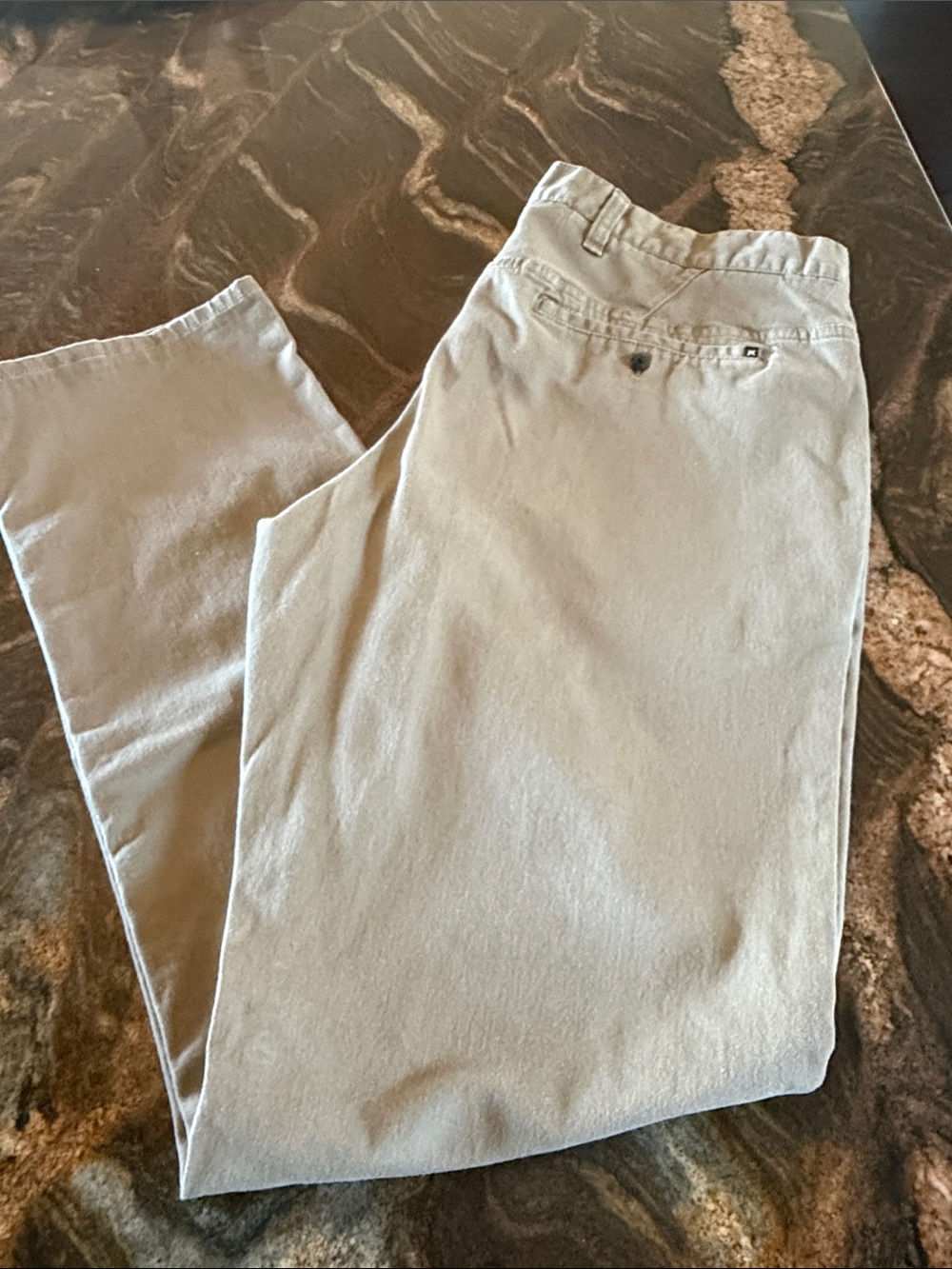 Billabong Men's Tan Chino Pants